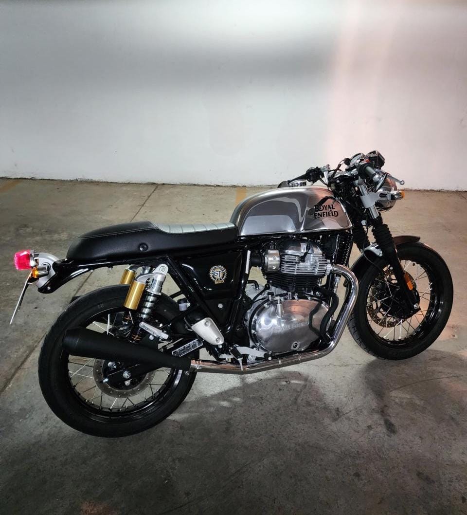ROYAL  ENFIELD  - CONTINENTAL  GT 650  - MANUAL  - 2024